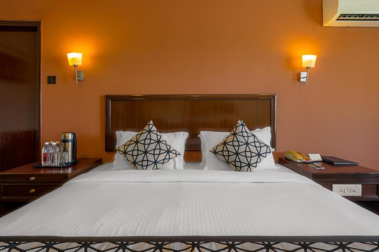 ราส รีสอร์ต Hotel ศิลวัสสา ภายนอก รูปภาพ